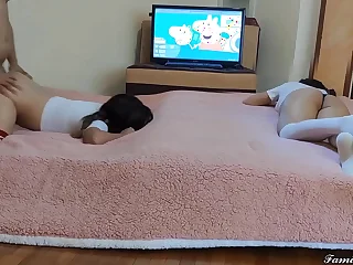 I make known to my stepdaughter to attract her best band together to see comics for me to fuck her