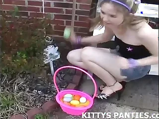 Cute 18yo teen Kitty rapturous a kite